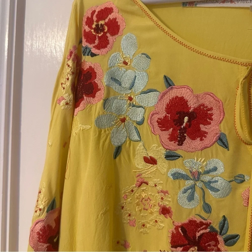 Chelsea & Violet Blouse Yellow Bubble Waist